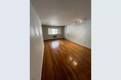 401 Highway22B40U6 #F, North Plainfield, NJ 07060 - Photo 3