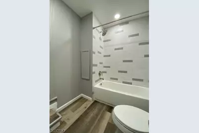 388 S Main St, Phillipsburg, NJ 08865 - Photo 17