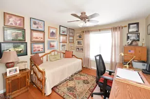 40 Chanda Ct, Clifton, NJ 07012 - Photo 13