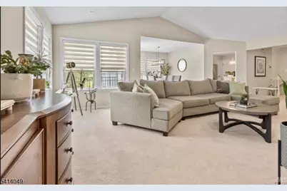 20C Dorchester Dr, Monroe Township, NJ 08831 - Photo 3