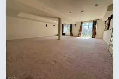 18 Ashley Ct, Hawthorne, NJ 07506 - Photo 21