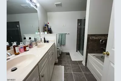 18 Ashley Ct, Hawthorne, NJ 07506 - Photo 33