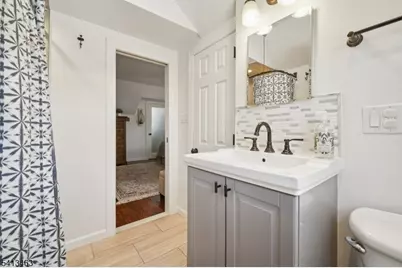 35 Lenox Ter, West Orange Township, NJ 07052 - Photo 23