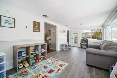 35 Lenox Ter, West Orange Township, NJ 07052 - Photo 17