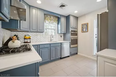 35 Lenox Ter, West Orange Township, NJ 07052 - Photo 13