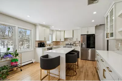 5 Summit Ave, Mount Olive, NJ 07828 - Photo 7