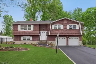 5 Summit Ave, Mount Olive, NJ 07828 - Photo 1