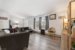 191 Millbrook Rd, Hardwick Township, NJ 07825 - Photo 17