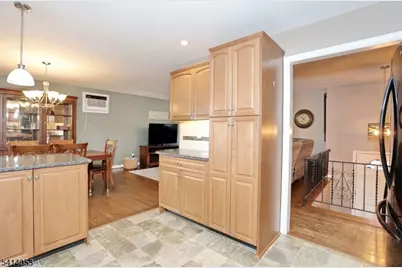 1400 Rr 208, Hawthorne, NJ 07506 - Photo 9