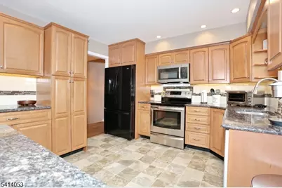 1400 Rr 208, Hawthorne, NJ 07506 - Photo 7