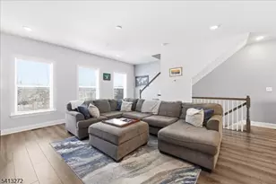 905 Abbe Rd, Little Falls Township, NJ 07424 - Photo 3