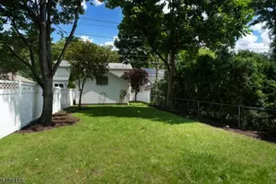 170 Carteret St, Glen Ridge, NJ 07028 - Photo 27