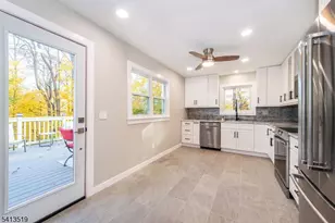 17 Putters Rd, Roxbury Township, NJ 07876 - Photo 9