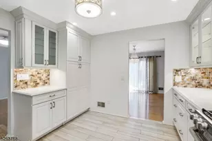 7 Hancock Ct, Montville Township, NJ 07045 - Photo 9