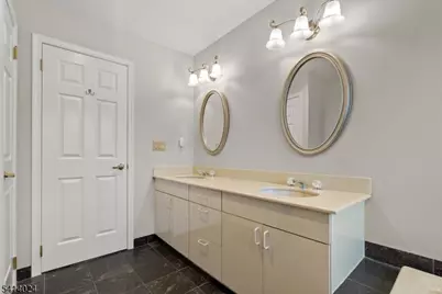 45 Cobblestone Ter, Montville Township, NJ 07045 - Photo 27