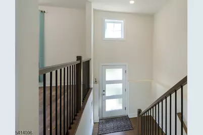 3 E Hartwick Dr, Montgomery Township, NJ 08558 - Photo 3