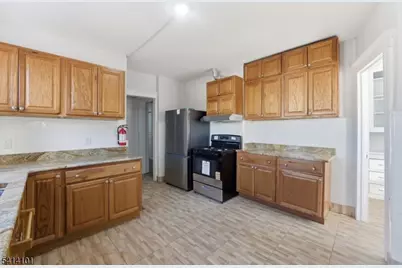 15 E Highland Ave #1, East Orange, NJ 07018 - Photo 11