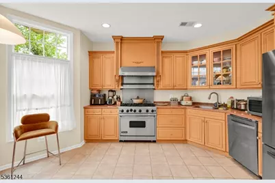 717 Regal Blvd, Livingston, NJ 07039 - Photo 31