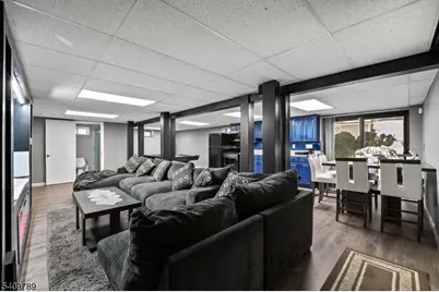 201 Newark Pompton Tpke, Wayne, NJ 07470 - Photo 33