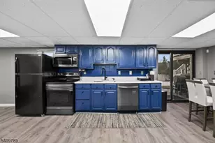 201 Newark Pompton Turnpike, Wayne, NJ 07470 - Photo 31