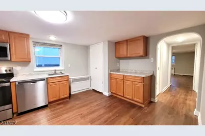 330 Chase Ave #G, Lyndhurst Township, NJ 07071 - Photo 9