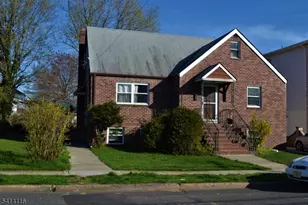 330 Chase Ave, Lyndhurst Township, NJ 07071 - Photo 1