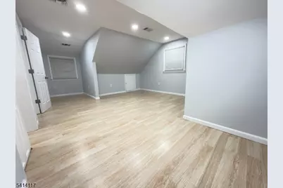 14 Darwin Rd, Franklin Township, NJ 08873 - Photo 9