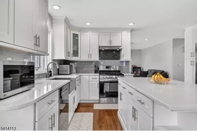 336 Mt. Pleasant Ave, Rockaway Township, NJ 07801 - Photo 9