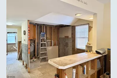 25-27 Newark Pompton Tpke, Wayne, NJ 07470 - Photo 15