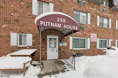 255 Tucker Ave #124, Union Township, NJ 07083 - Photo 1