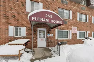 255 Tucker Ave, Union Township, NJ 07083 - Photo 1