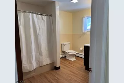 44 Oak St, Hamburg, NJ 07419 - Photo 19