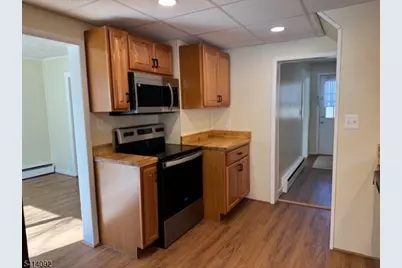 44 Oak St, Hamburg, NJ 07419 - Photo 15