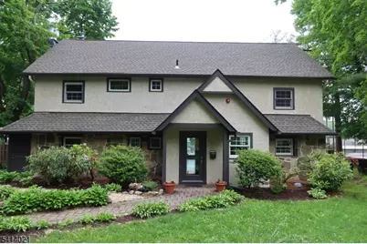 7 Oakwood Trl, Kinnelon, NJ 07405 - Photo 19