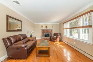 36 Flintlock Dr, Washington Township, NJ 07853 - Photo 19