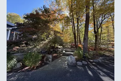 2 Briarcliff Ter, Kinnelon, NJ 07405 - Photo 11