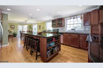 2 Briarcliff Ter, Kinnelon, NJ 07405 - Photo 15