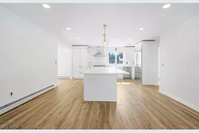 15 Glen Rd, Parsippany, NJ 07054 - Photo 3