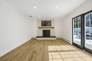 15 Glen Rd, Parsippany, NJ 07054 - Photo 7