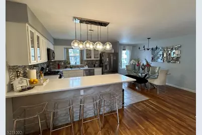 29 Madonna Pl #A, East Orange, NJ 07018 - Photo 11