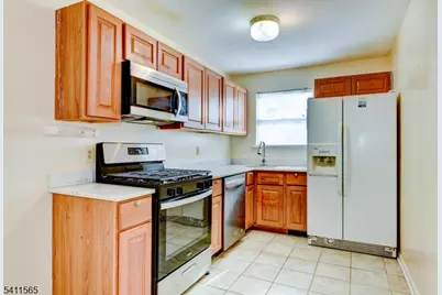 268 Dorset Ct, Piscataway Township, NJ 08854 - Photo 11