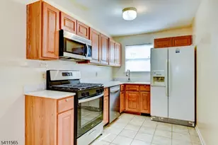 268 Dorset Ct, Piscataway Township, NJ 08854 - Photo 11