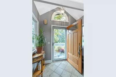 460 Grove St, Montclair, NJ 07043 - Photo 5