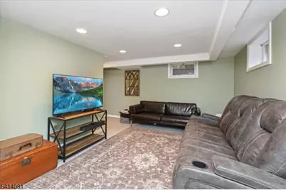 460 Grove St, Montclair, NJ 07043 - Photo 25