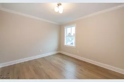 84 Auburn St, Paterson, NJ 07501 - Photo 9