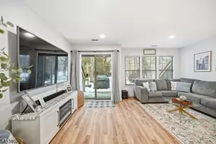 10 D New Bedford R, West Milford, NJ 07480 - Photo 3