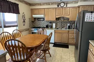 385 Colonial Ave, Union Township, NJ 07083 - Photo 5