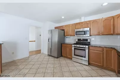 105 Hillside Ter, Lebanon Township, NJ 07830 - Photo 13