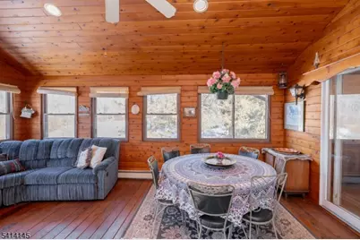 327 Mountain Lake Rd, Liberty Township, NJ 07838 - Photo 17