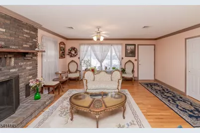 327 Mountain Lake Rd, Liberty Township, NJ 07838 - Photo 9